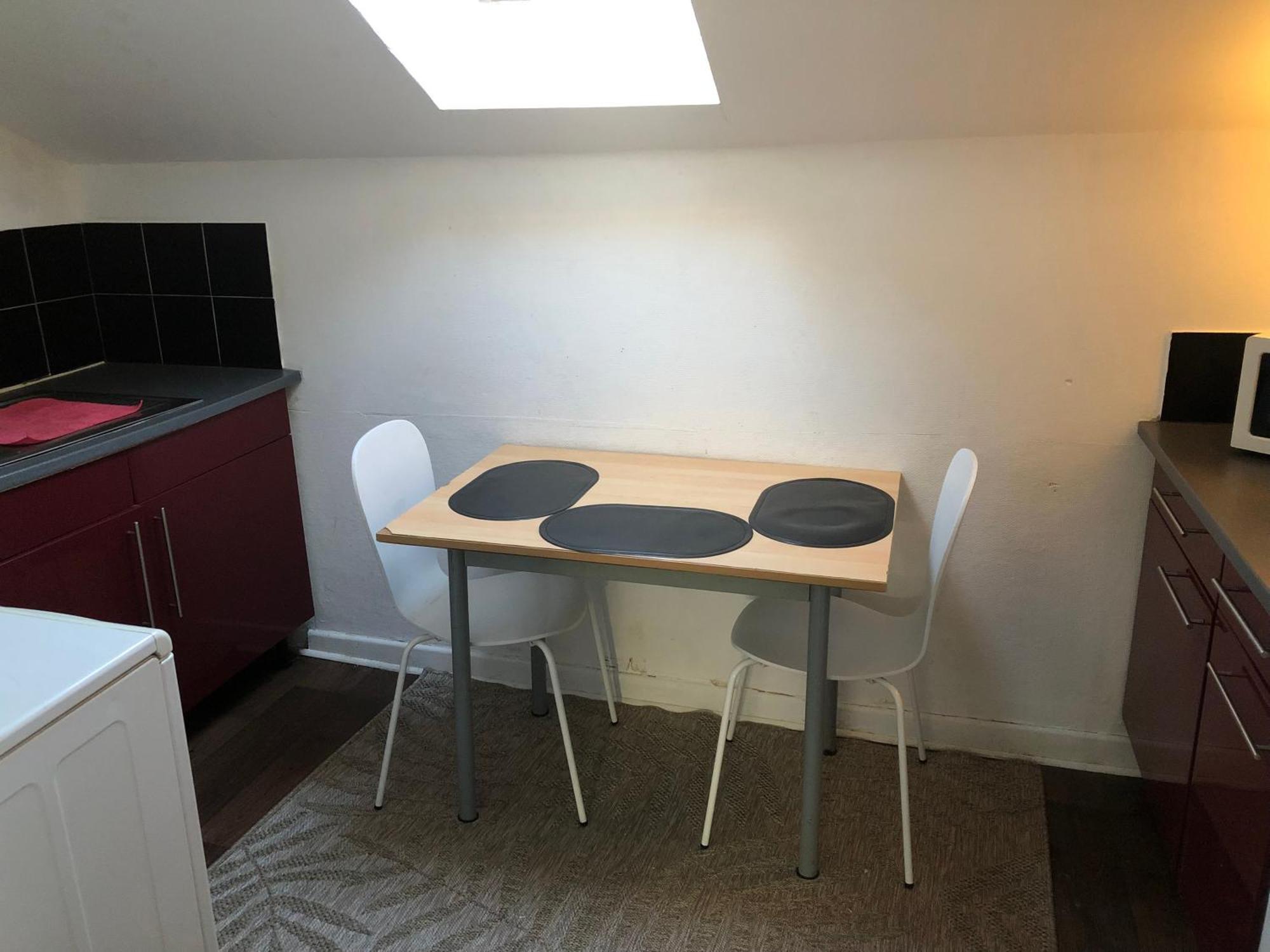 Le Victor Hugo 4 D Et Sa Pizza Offerte Apartment Aurillac Exterior photo